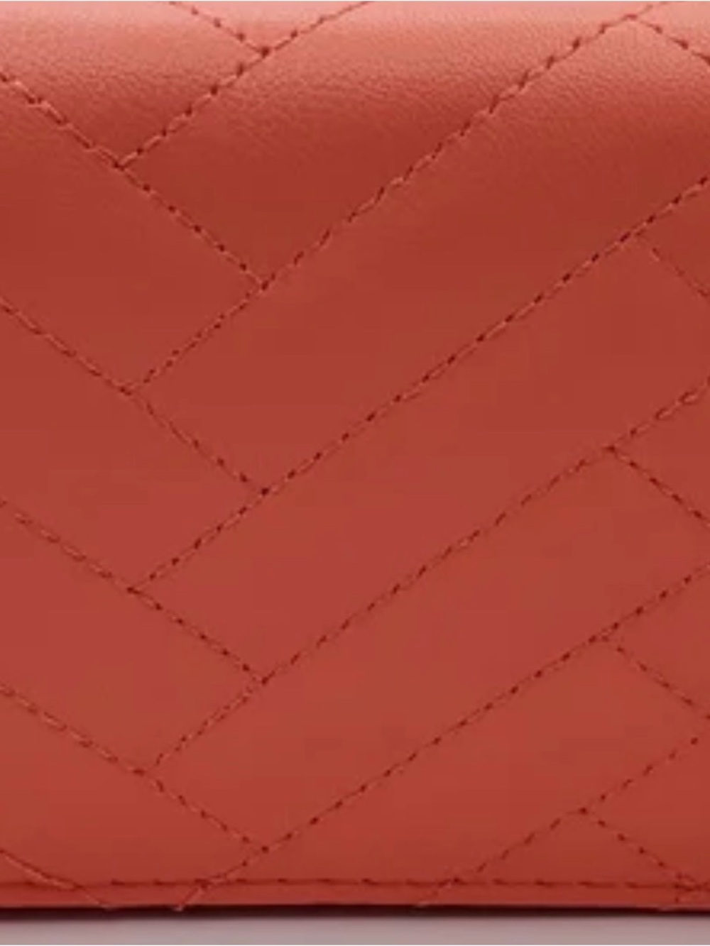 464. NWT BEBE EMBOSSED ZIP WALLET WRISTLET WITH CREDIT CARD CASE - Picture 3 of 3